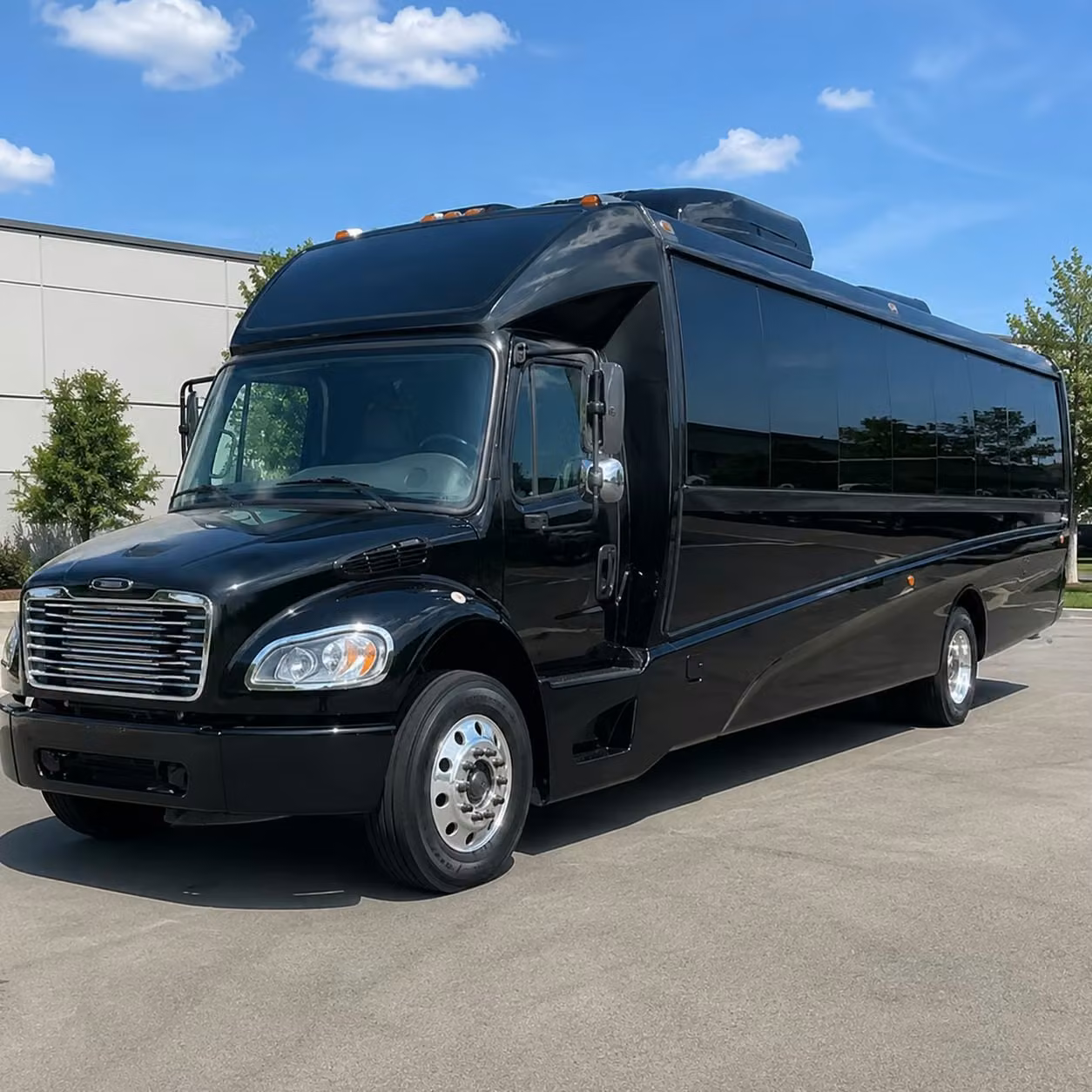 peabody 25 passenger minibus rental