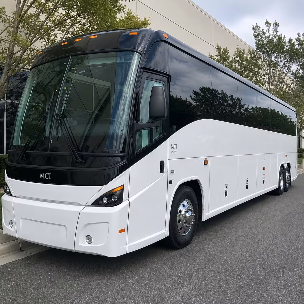 shuttle your peabody workforce between the commuter rail and your campus